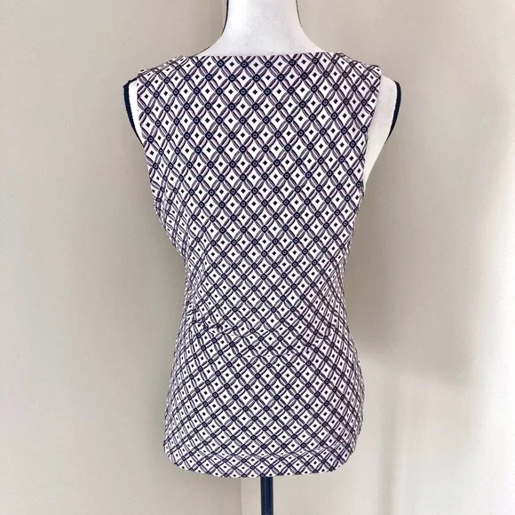 White House Black Market Horse-bit-Detail Geo-Print Tank Size S - Picture 6 of 9